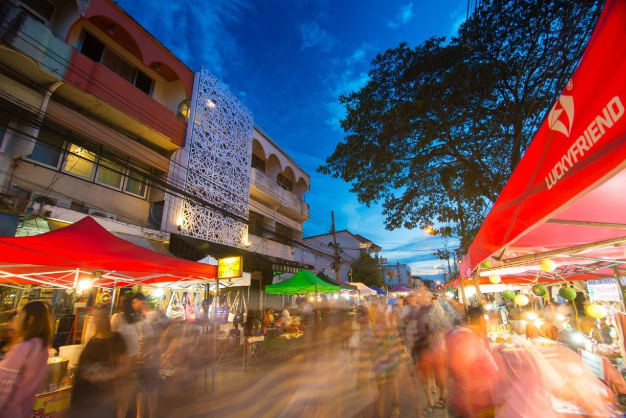 Tha Hostel Chiang Mai Luaran gambar