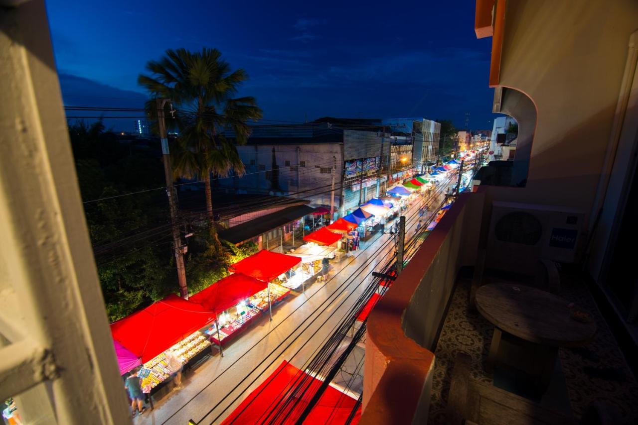 Tha Hostel Chiang Mai Luaran gambar